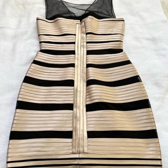 Bcbg beautiful, like new condition mini dress. Wore one. Stretchy fabric. - Picture 7 of 10